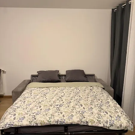 Apartment Evasion *
